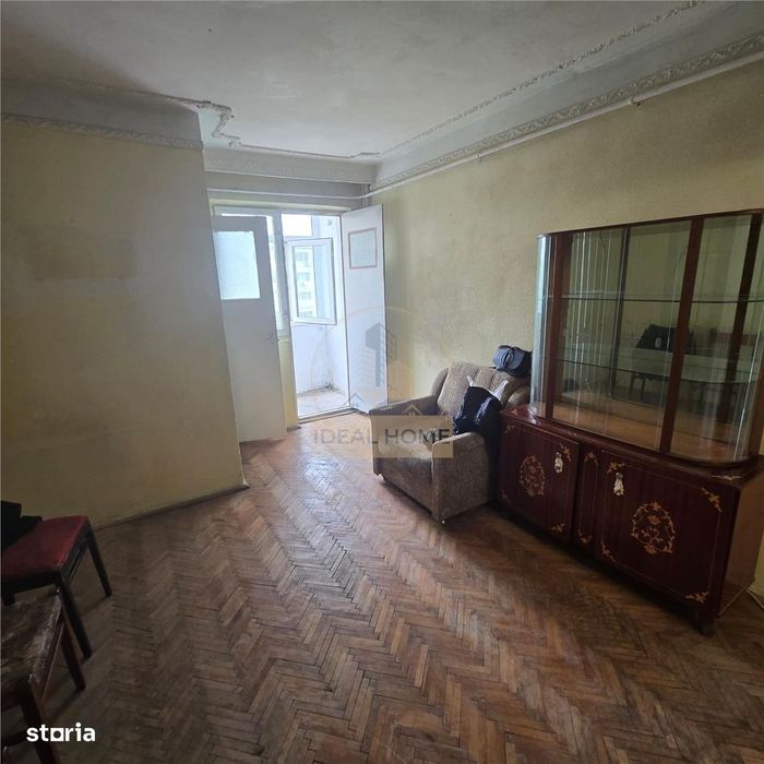 Garsoniera q1 Alexandru etajul 2