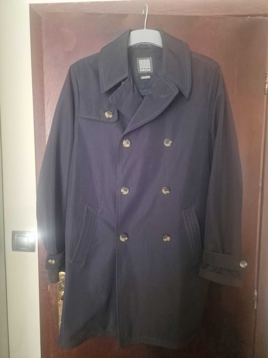 Мъжки тъмносин шлифер Geox 52 номер