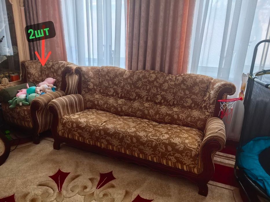 Диван комплекти сотилади