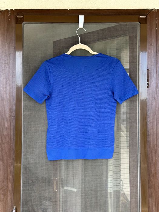 Дамска спортна тениска Nike Dri-Fit - размер S, Отлично състояние