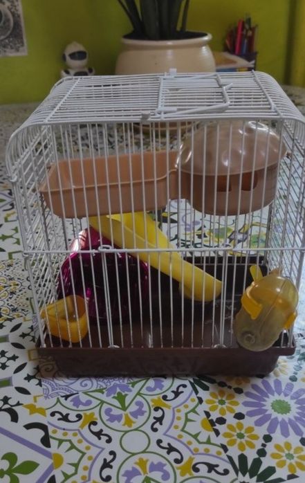 Клетка для хомяка маленькая