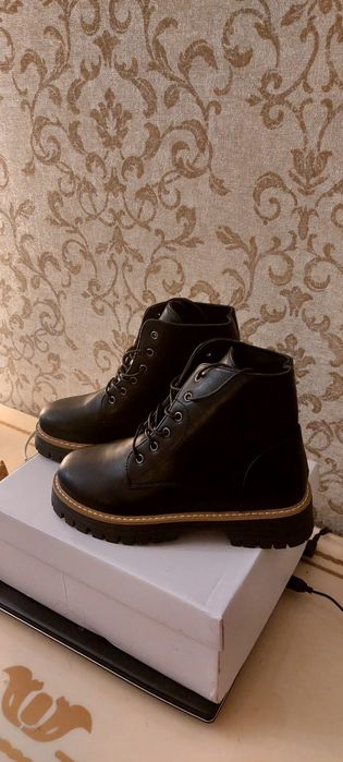 Женские обувь .Новые