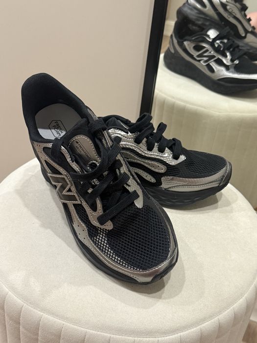 Продам новые ORIGINAL NB 39 размер