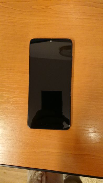 Redmi Note 8 pro 6.GB RAM 128 stocareMotorola G. 8 Plus