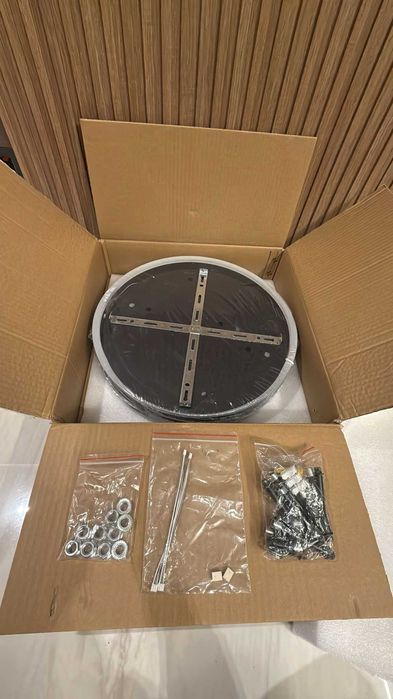 Palfoniera led cu telecomanda NOUA