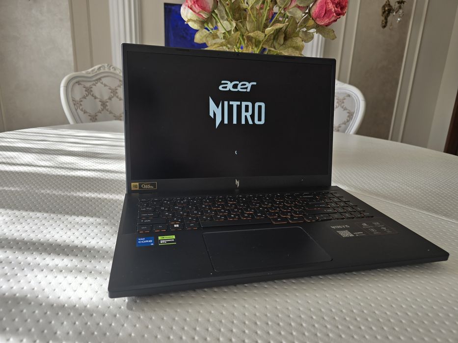 Acer Nitro V 15 ANV15-52 игровой