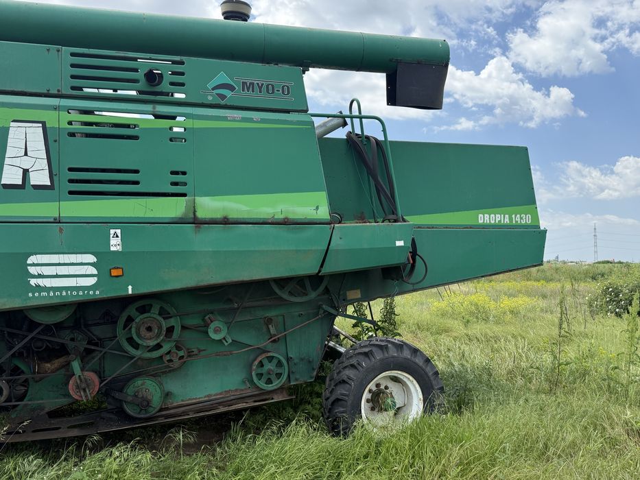 Combină de recoltat cereale COMBINA DROPIA 1430 - MOTOR GRIPAT