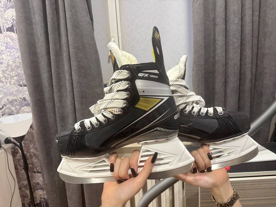 Продам Коньки астана