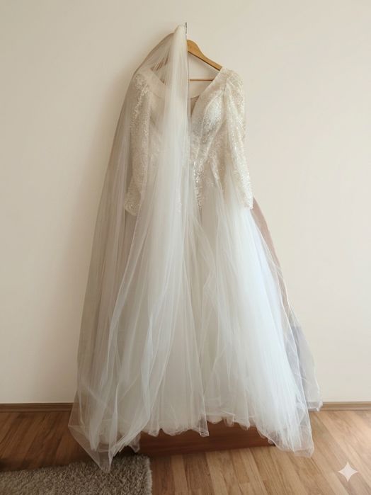 Rochie mireasă de vânzare