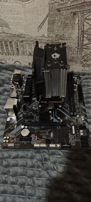 Материнская плата процессор и кулер