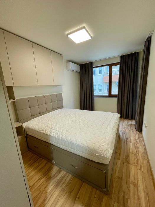 Дава се под наем Тристаен апартамент в Варна, Център - 87 кв.м за 714 € - Снимка #19