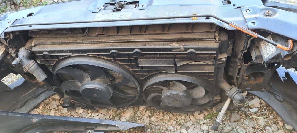 Fata completa Vw Jetta mk6 2014 Capota bara far aripa trager grila