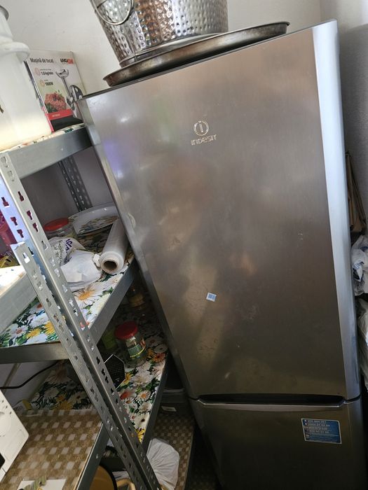 Frigider indesit