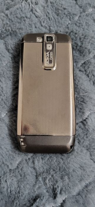 NOKIA-Нокия Е66 слайд
