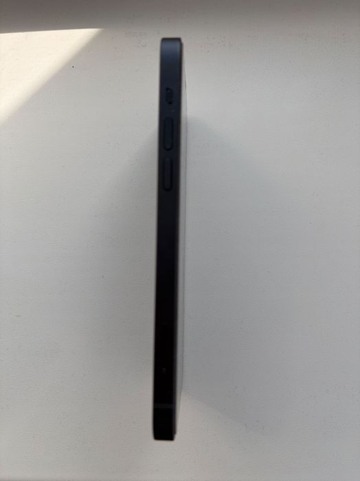 iPhone 12, 128 ГБ. 77%АКБ