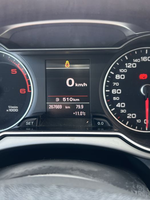 Audi a4b8 2.0 CJCA 2012