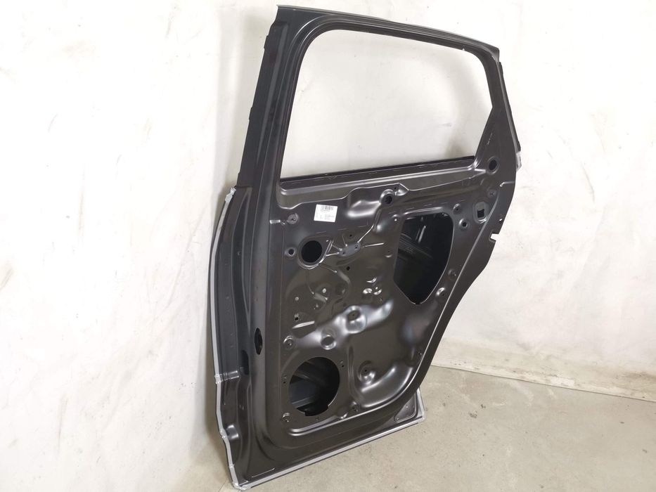 Дясна задна врата / Audi Q3 Sportback 1 [ - ] Оригинална в добро състо