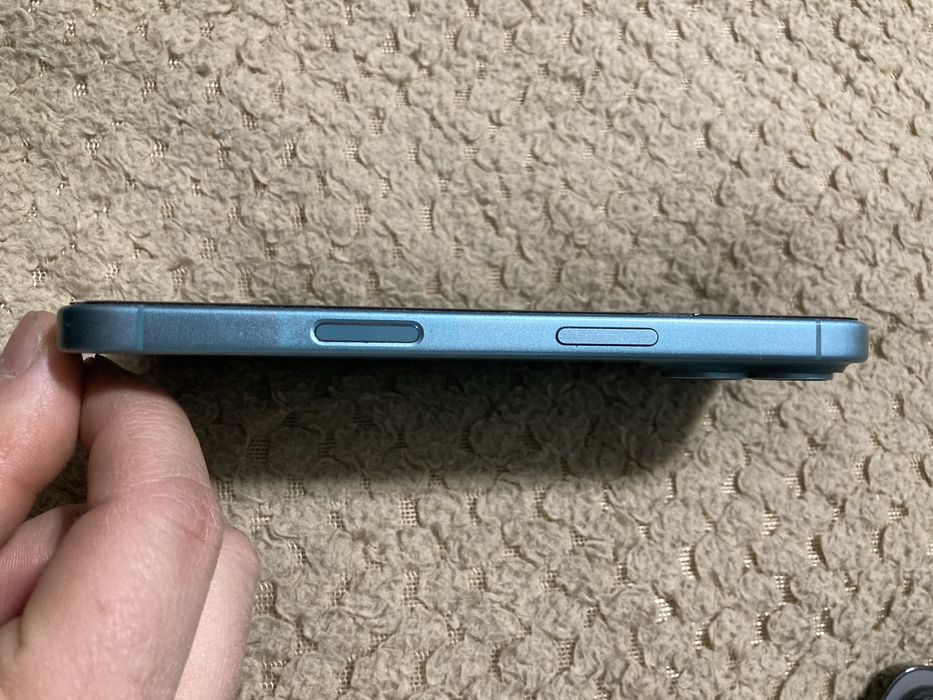 Iphone 16 в отличном состояний