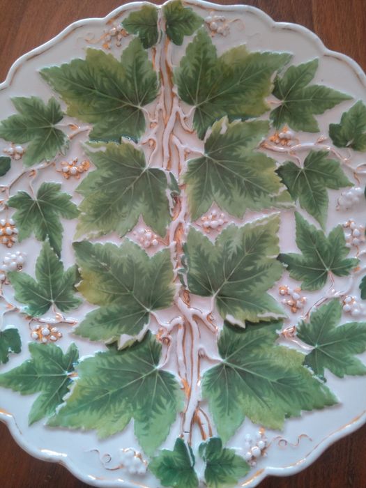 Продавам антикварна чиния Meissen около 1900 година Уникална