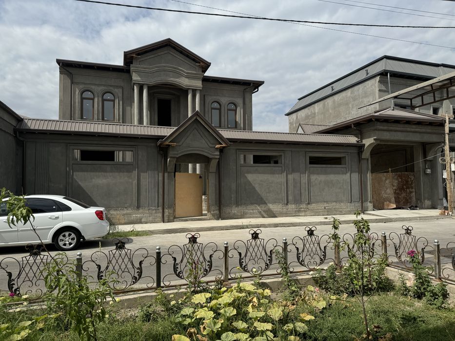 Er-xotin anal jinsiy aloqa uy qurilishi porno