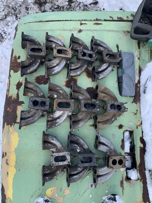 Продам впускной коллектор ваз 2106