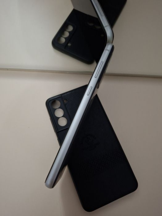 Продам Samsung Galaxy S21 FE 5G