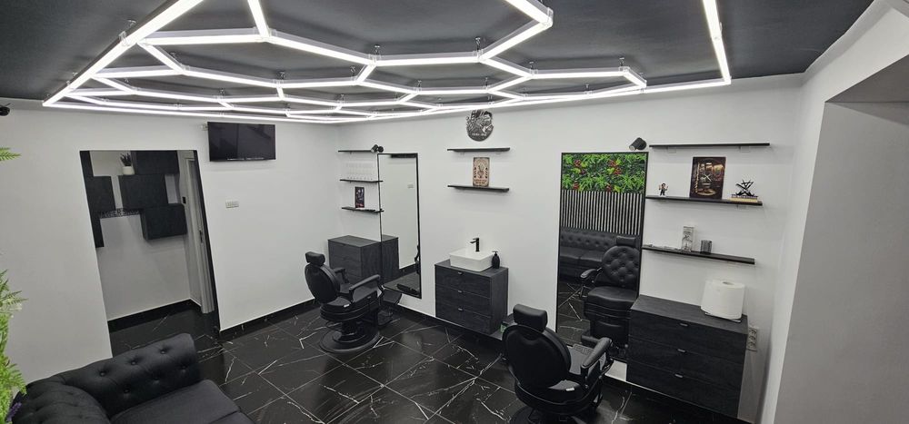 Închiriez post de frizerie-Colaborare frizer-salon premium