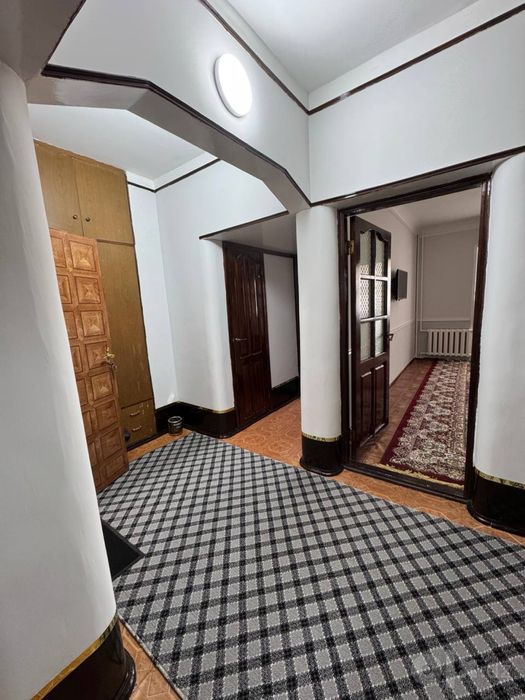 Arenda 3 xona metro YANGIHAYOT(4-bekat) 100 metr