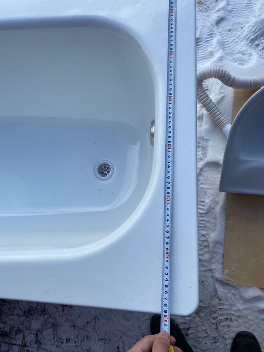 Продам новую ванну и раковины