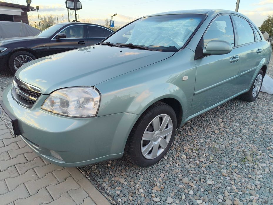 Chevrolet. Lacetti 1,6 benzină stare foarte bună