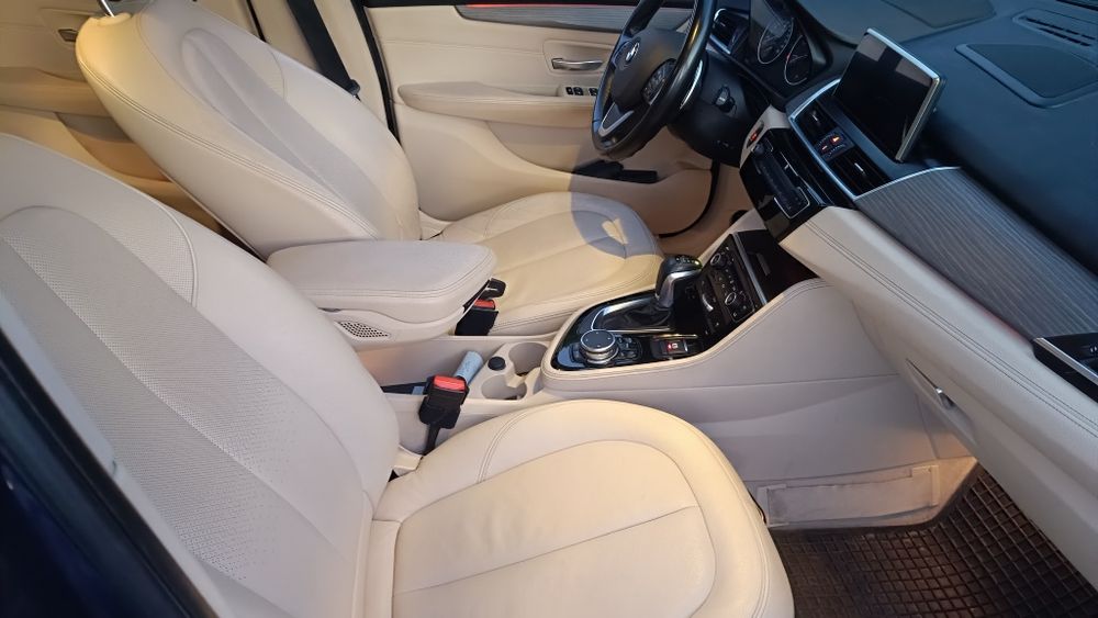 Vand sau schimb Bmw seria 2 Active tourer 2015