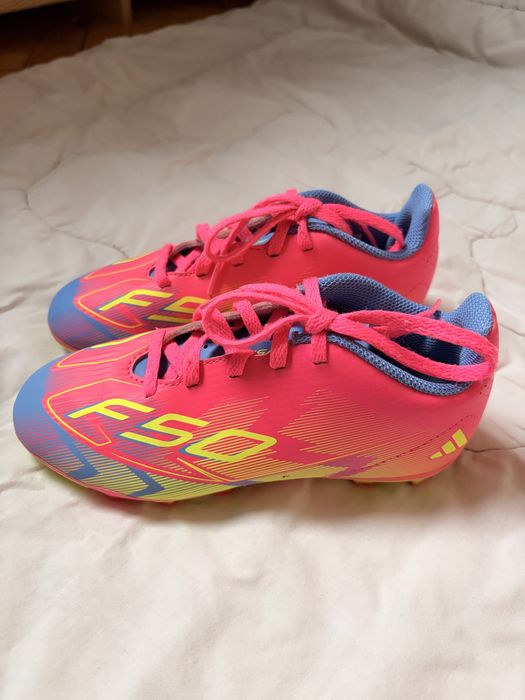 Adidas бутонки като нови размер 32