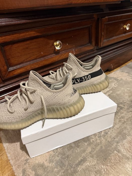 Yeez Boost350 V2
