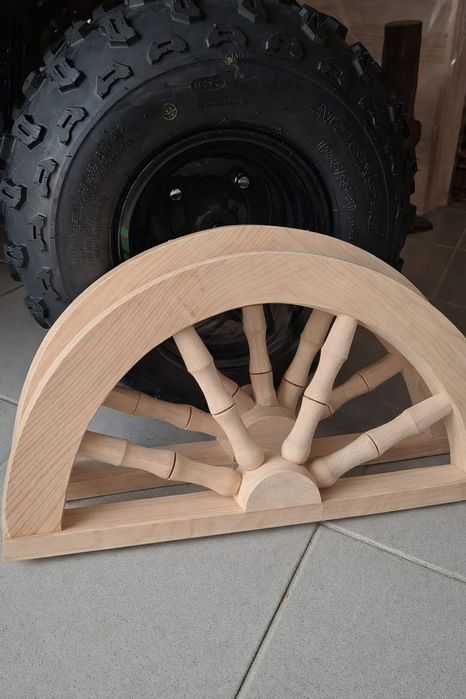 Roată lemn  jumătate