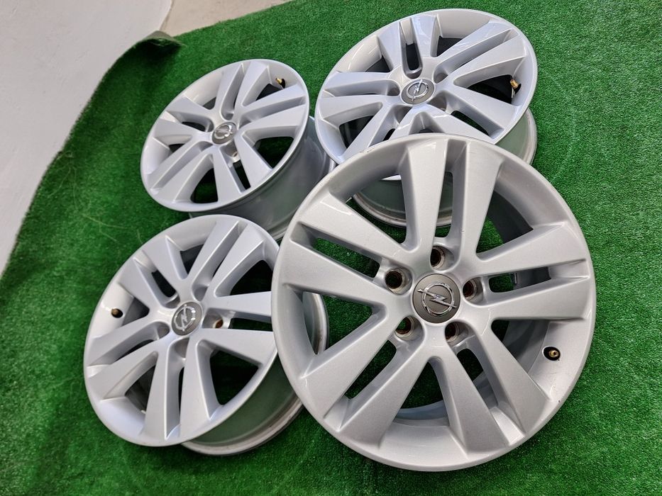 Опел "Мерива"-16цола-5/110-с датчици-оригинални