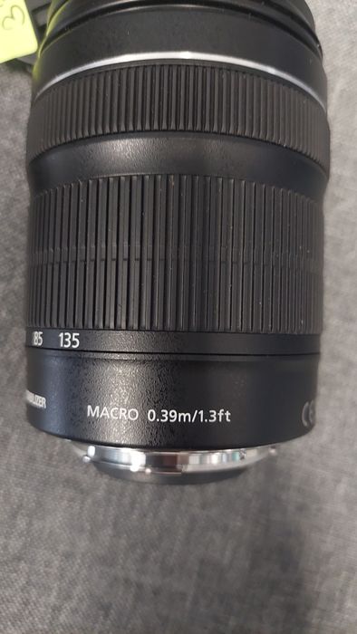 Обектив за фотоапарат Canon 18-135 mm Нов