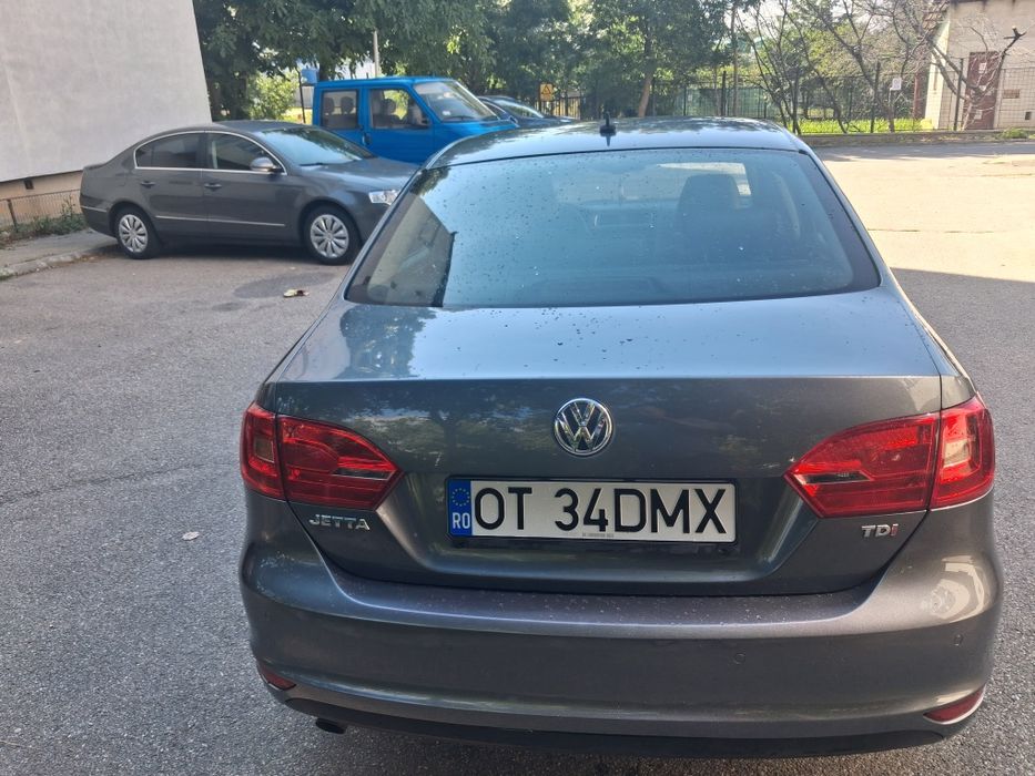 Vw jetta 2012 1.6 TDI BLUMOTION