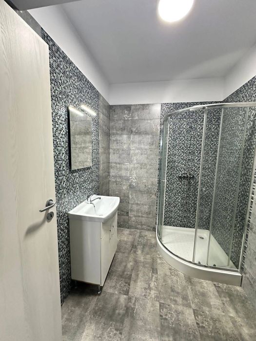 Apartament 3 camere DE INCHIRIAT