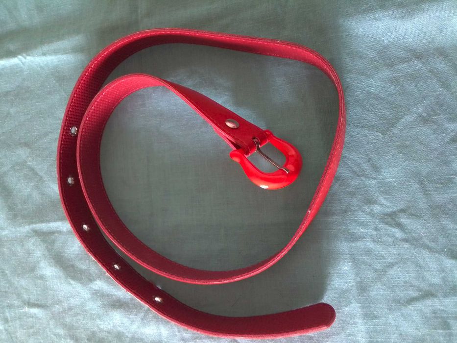 Дамски кожени колани