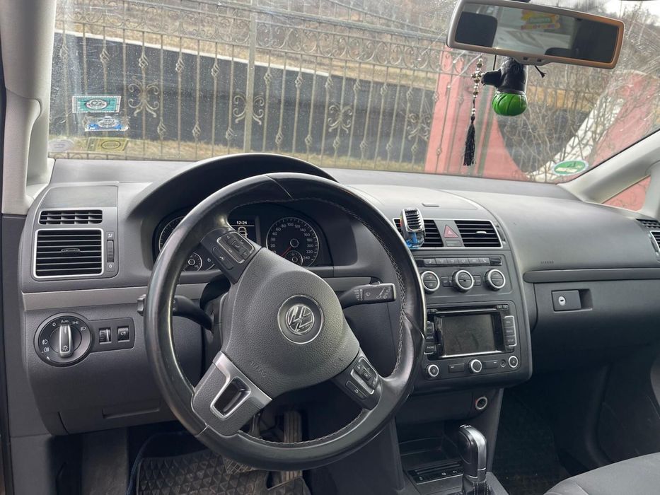 VW Touran 2013 1.6 Diesel Automat