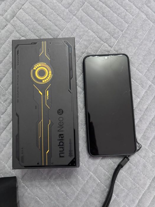 Телефон zte nubia
