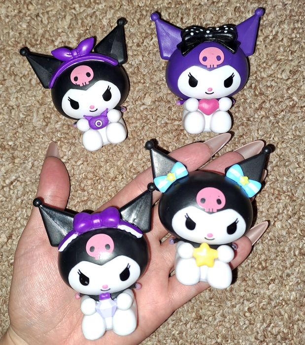 Lot 4 figurine Kuromi sanrio figurine kuromi hello kitty