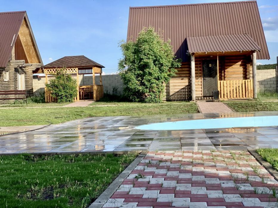 Домики из сруба в Боровом