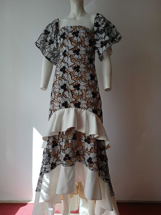 Rochie Keepsake brodată