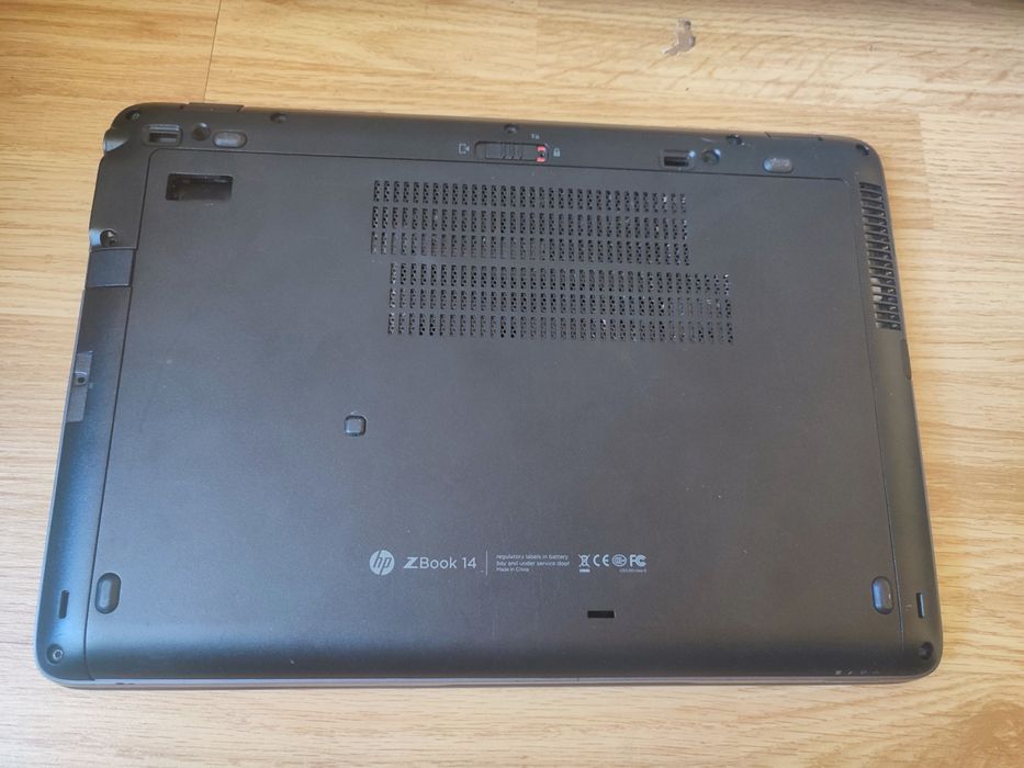 Carcasa completa + Balamale + display cu Tochscreen - HP Zbook 14 G1
