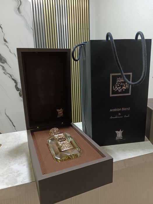 Продам парфюм Arabian Oud Abyat