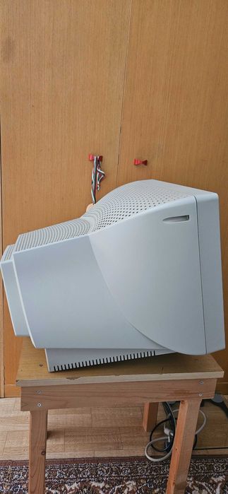 CRT монитор Philips 19"