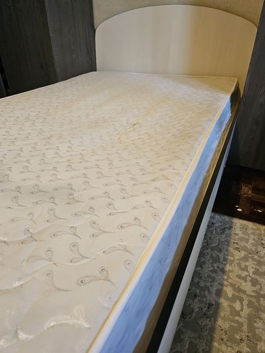 Кровать продам 200х195