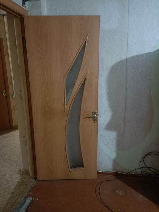Продам двери межкомнатные