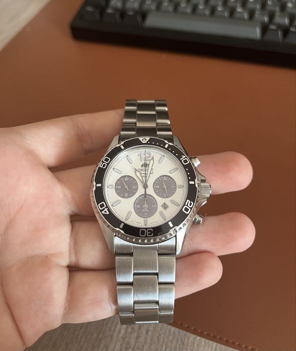 Ceas Orient Chronograf Quartz Model Panda, Geam Safir